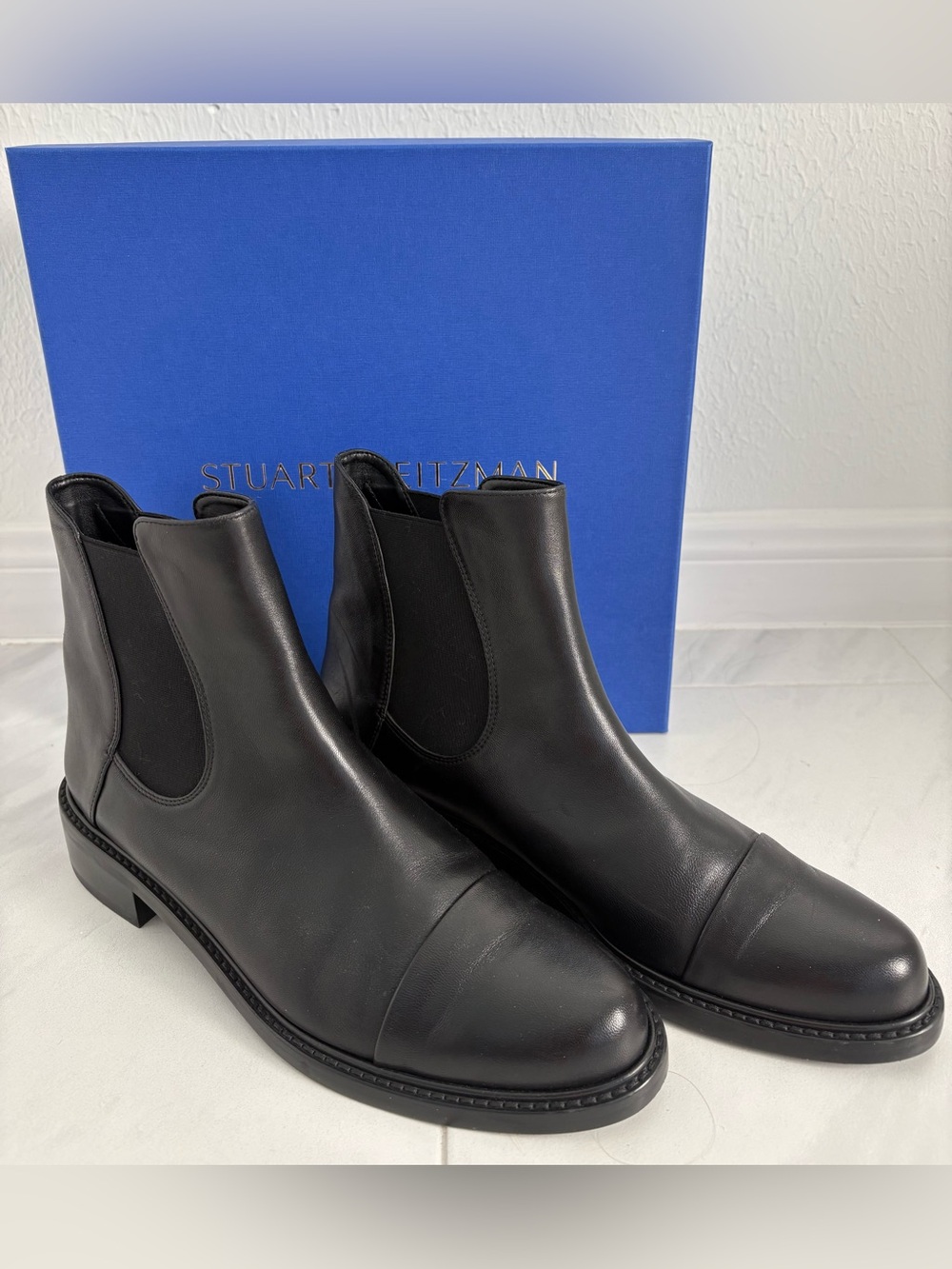 NWT Stuart Weitzman booties